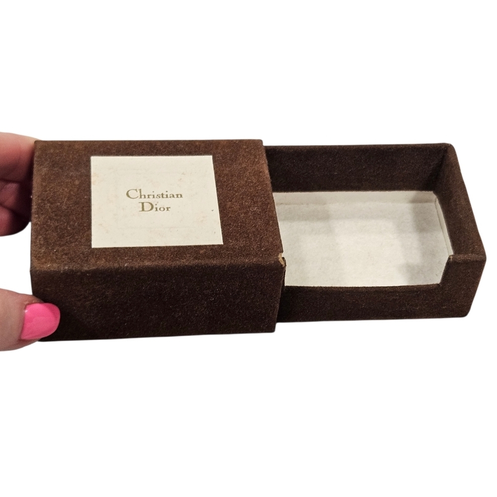 Christian Dior Vintage Gold Cufflinks - Picture 6 of 7